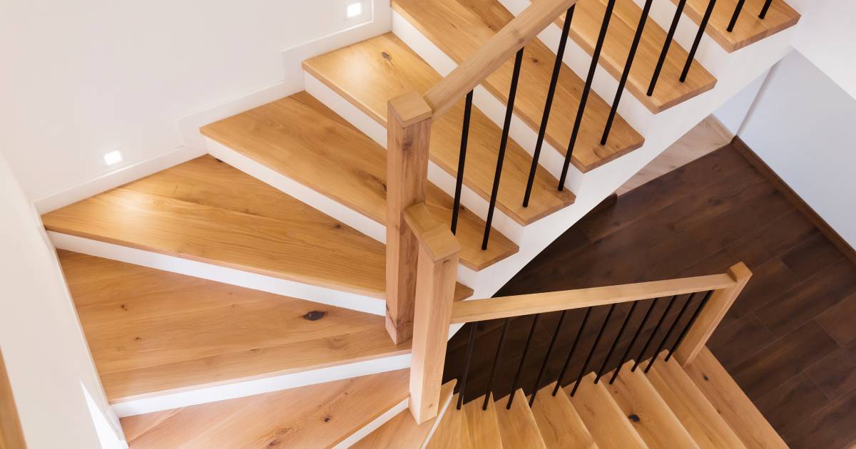 des escaliers en bois