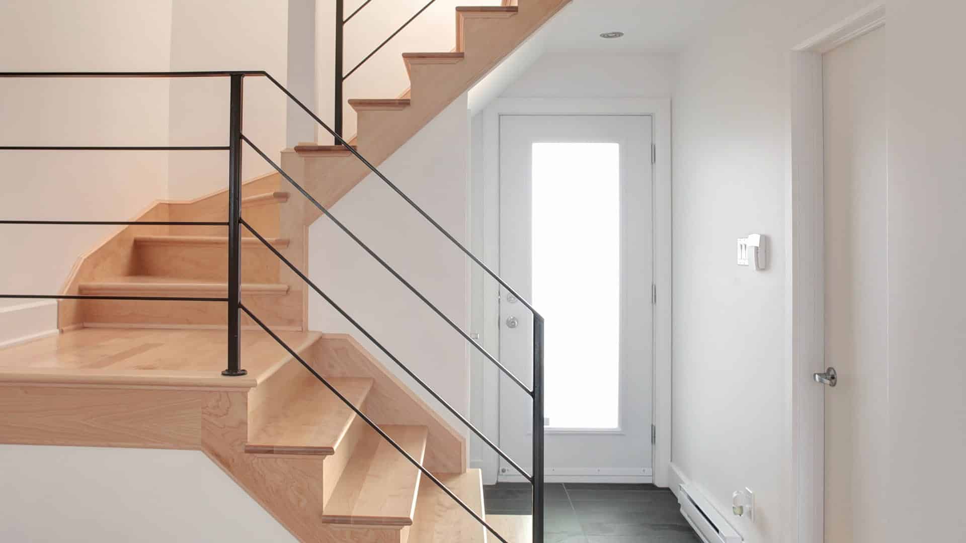 escalier en bois nouveau