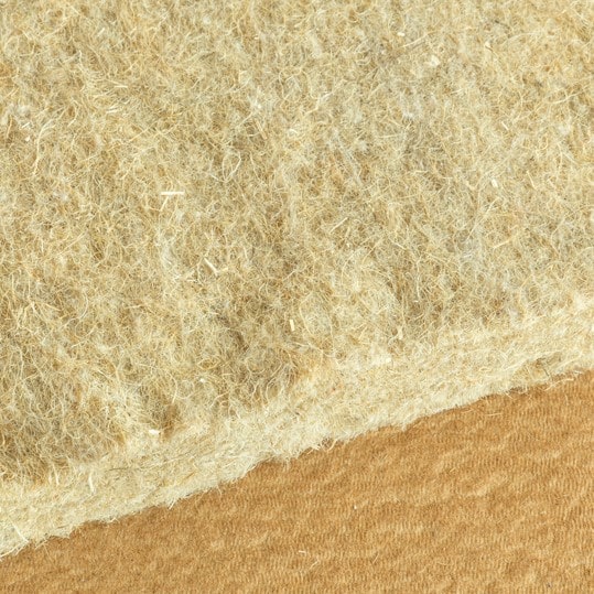 gros plan sur texture de laine de chanvre isolante